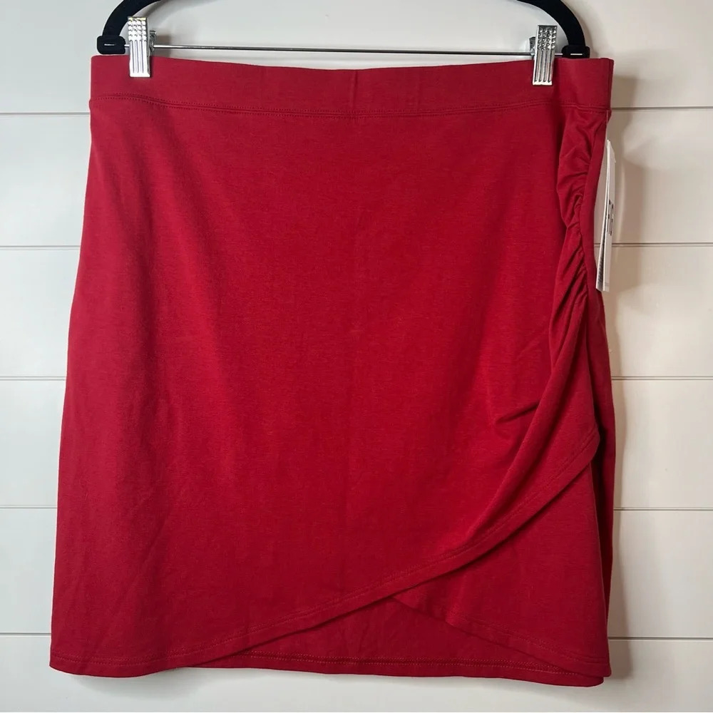 Fig Rust Colored Athletic Faux Wrap Skirt. Size XL. NWT.